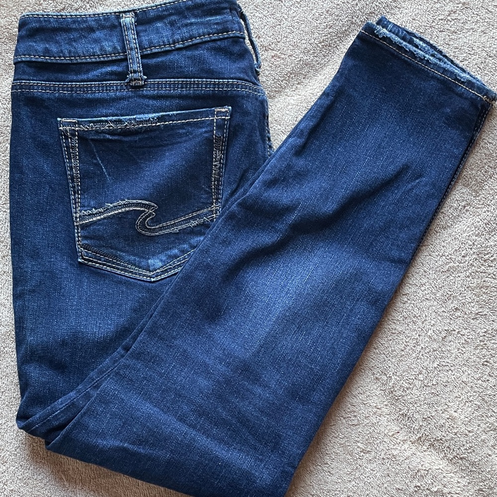 Silver Jeans 33/29 Women's Dark Blue Skinny Jeans